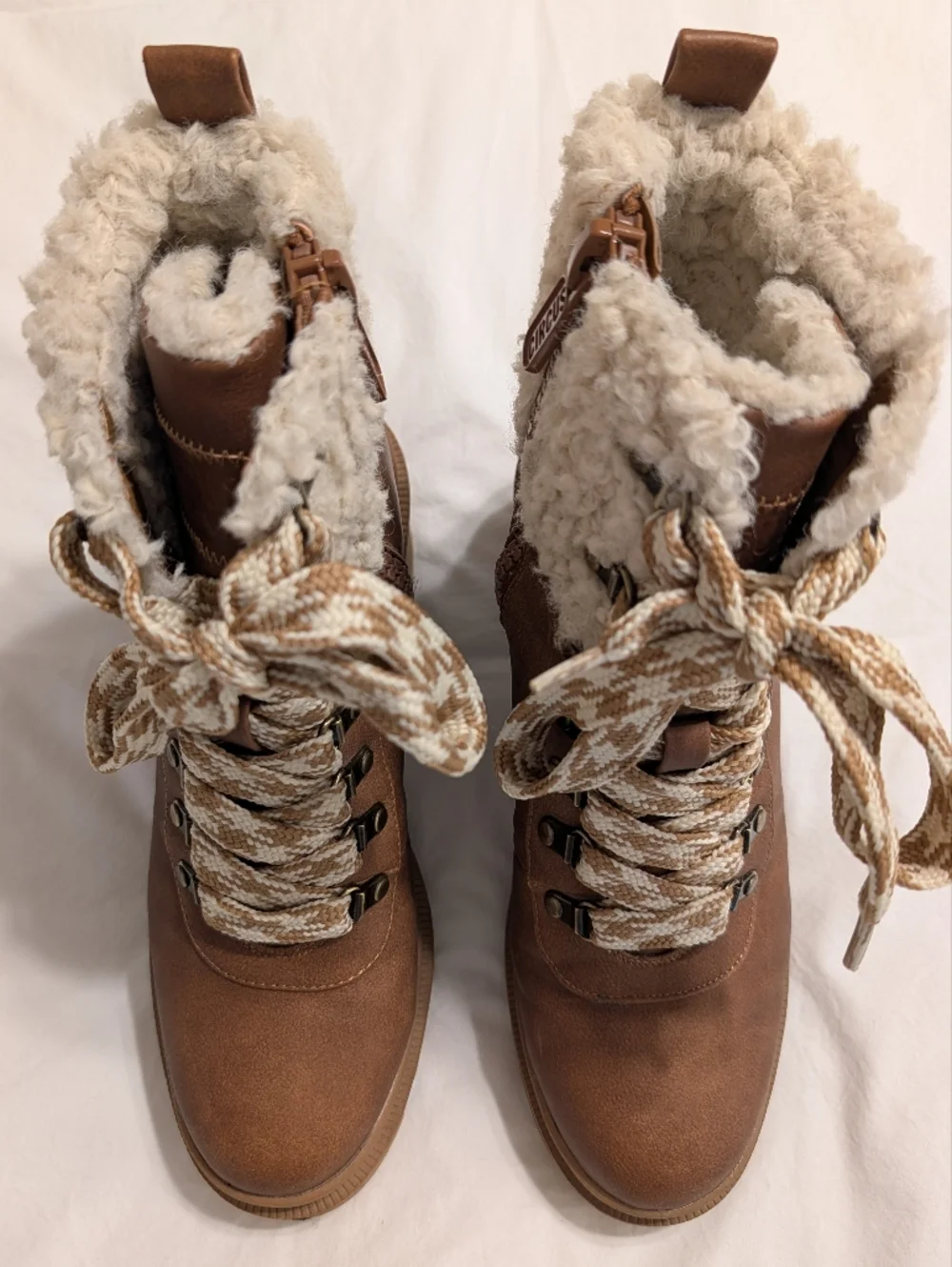 Circus By Sam Edelman Sambert Vegan Lace-up Ankle Boots Sherpa Chunky Sole